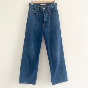 Levi’s ribcage straight size 26